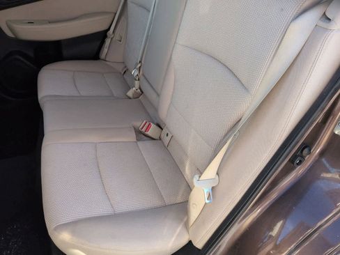 Used 2019 Subaru Outback 2.5i Premium image 20