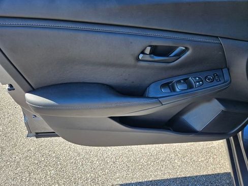 Used 2025 Nissan Sentra S FWD image 10