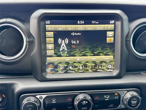 Used 2022 Jeep Wrangler Unlimited Rubicon 4xe w/ Steel Bumper Group image 16