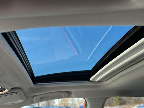 Certified 2025 Subaru Crosstrek 2.0i Premium image 10