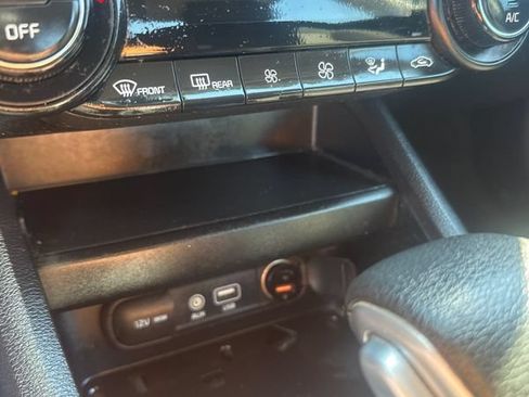 Used 2019 Kia Forte LXS FWD image 30