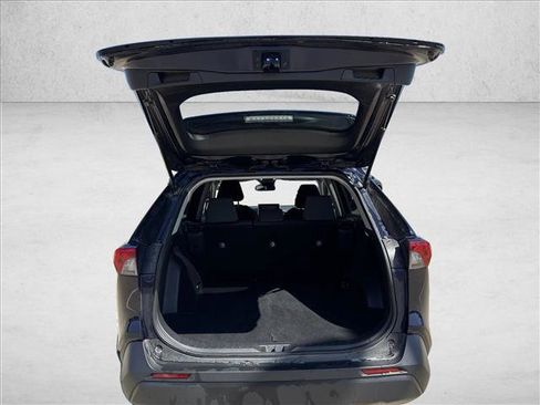 Used 2025 Toyota RAV4 XLE FWD image 7