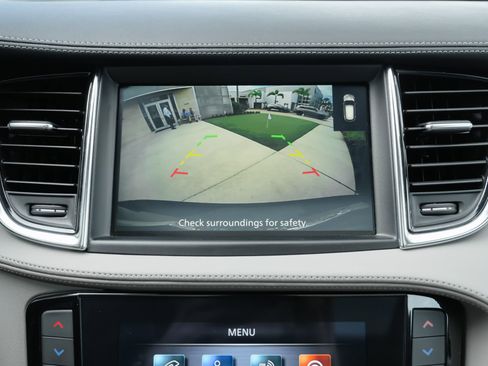 Certified 2023 INFINITI QX50 Luxe AWD/4WD image 13