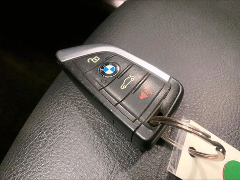 Used 2022 BMW X1 sDrive28i w/ Convenience Package image 17