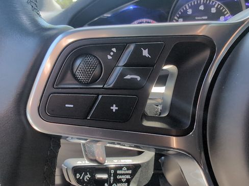 Used 2023 Porsche Cayenne Platinum Edition AWD/4WD image 19