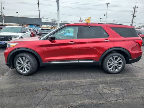 Certified 2024 Ford Explorer Limited image 5