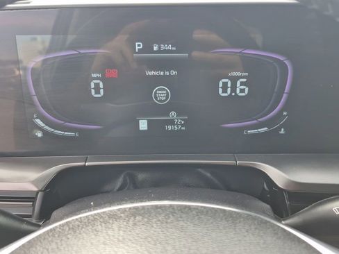 Certified 2025 Kia Telluride S image 23