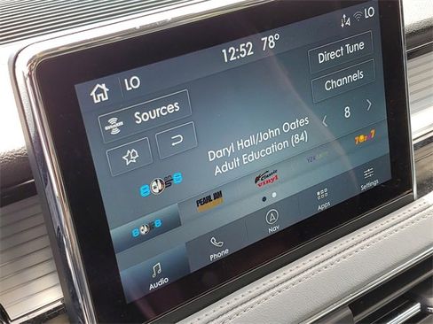 Certified 2022 Lincoln Corsair Standard w/ Premium Package image 16