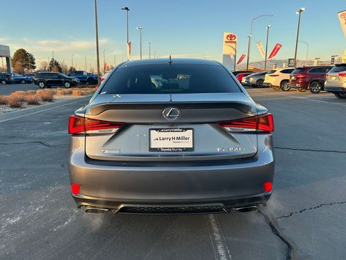Used 2017 Lexus IS 350 image 4