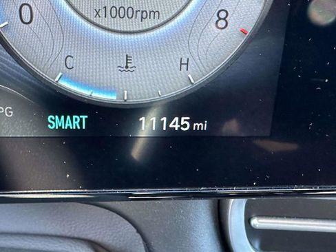 Used 2023 Hyundai Elantra SEL w/ Convenience Package image 33