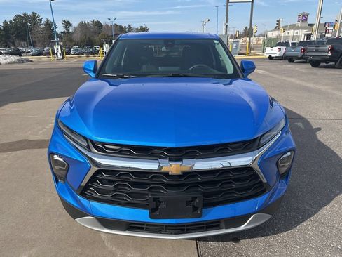 Used 2025 Chevrolet Blazer LT AWD/4WD image 7