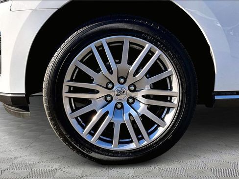 Used 2024 Ford Expedition Max Limited image 23