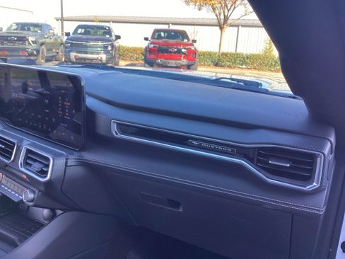 Used 2024 Ford Mustang GT Premium image 16