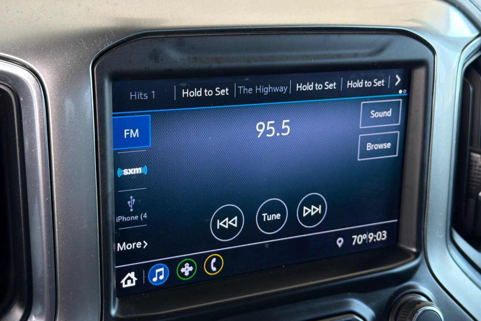 Used 2021 Chevrolet Silverado 1500 RST AWD/4WD image 19