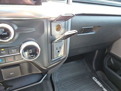 Used 2021 Ford F150 Lariat w/ Max Trailer Tow Package image 22