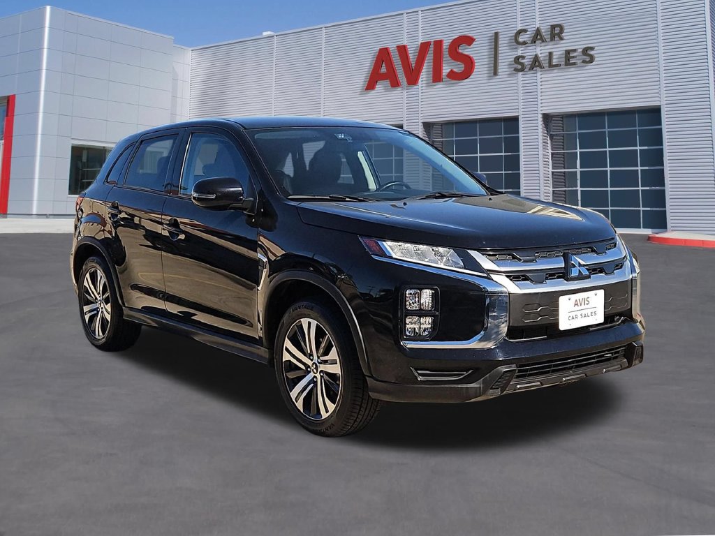 Used 2025 Mitsubishi Outlander Sport SE AWD/4WD image 3