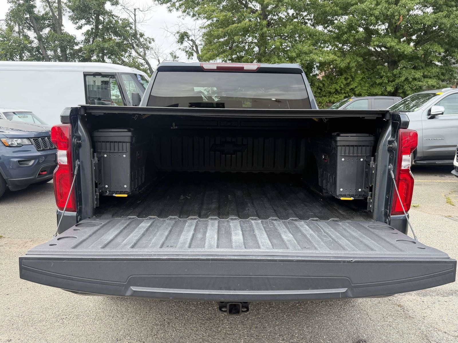 Used 2021 Chevrolet Silverado 1500 Custom w/ LPO, Dark Essentials Package AWD/4WD image 7