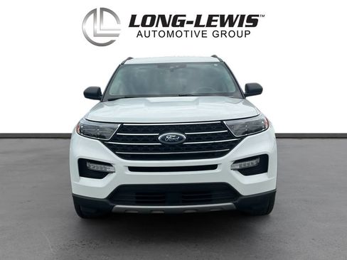 Used 2023 Ford Explorer XLT w/ Equipment Group 202A AWD/4WD image 11