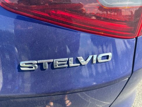 Used 2022 Alfa Romeo Stelvio Sprint AWD/4WD image 5