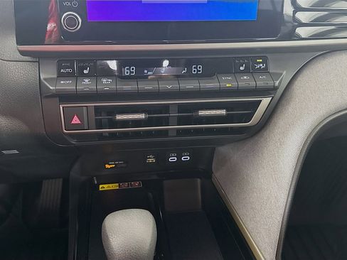 Certified 2025 Toyota Camry LE w/ Convenience Package FWD image 15