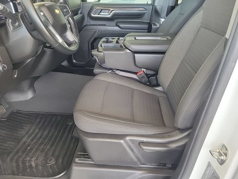 Used 2024 Chevrolet Silverado 3500 LT AWD/4WD image 13
