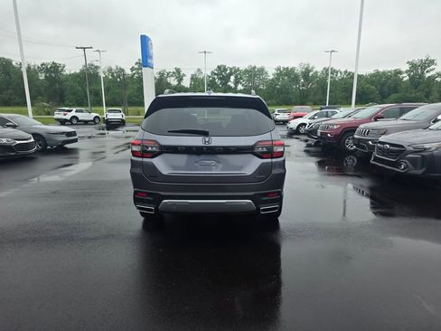 New 2026 Honda Pilot image 4