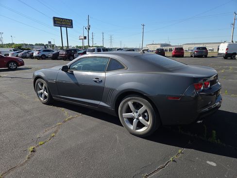 Used 2011 Chevrolet Camaro LT RWD image 3