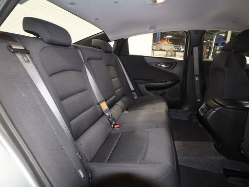 Certified 2025 Chevrolet Malibu LT image 25