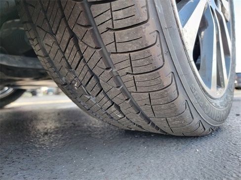 Used 2019 Hyundai Elantra GT image 18