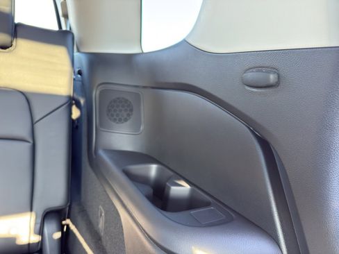 New 2026 Nissan Pathfinder SL image 38