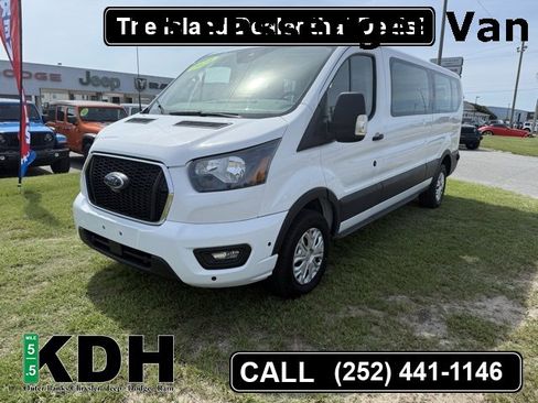 Used 2024 Ford Transit 350 XLT image 3