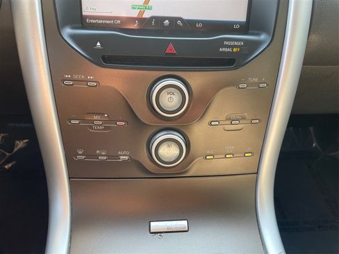 Used 2013 Ford Edge SEL image 48