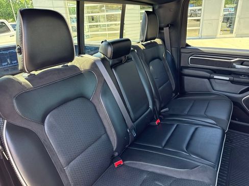 Used 2023 RAM 1500 Laramie AWD/4WD image 39