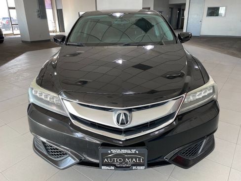 Used 2017 Acura ILX image 2