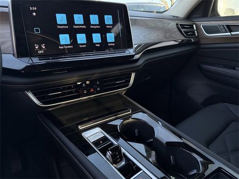 New 2026 Volkswagen Atlas SE image 13