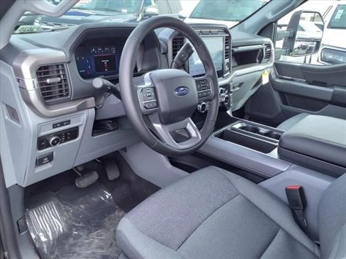 New 2024 Ford F150 XLT w/ Mobile Office Package image 6