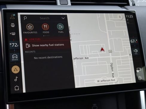 Used 2025 Land Rover Discovery Sport S image 23