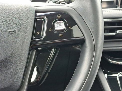 Used 2022 Lincoln Corsair AWD w/ Premium Package image 23