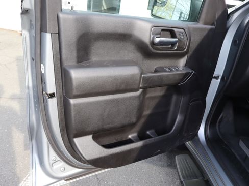 Certified 2024 Chevrolet Silverado 1500 Custom image 18