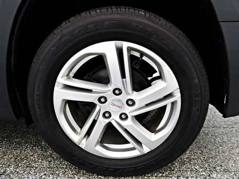 Used 2018 GMC Terrain SLE w/ Driver Convenience Package image 19