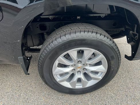 New 2025 Chevrolet Silverado 1500 Custom image 9