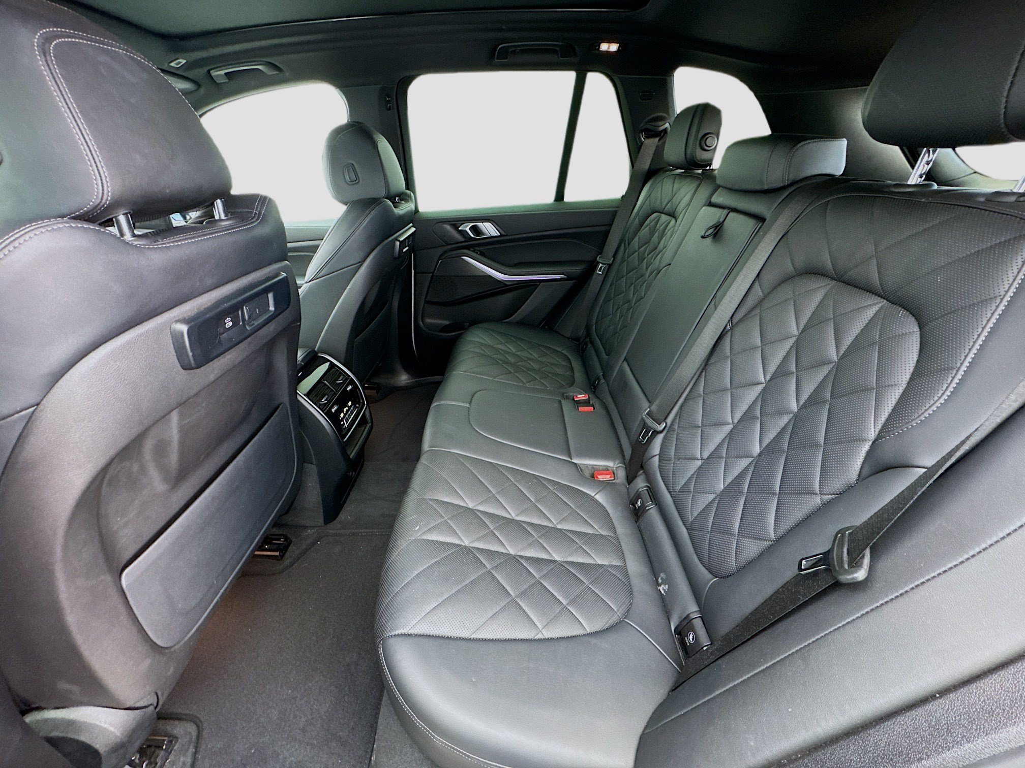Used 2023 BMW X5 sDrive40i w/ M Sport Package RWD image 16