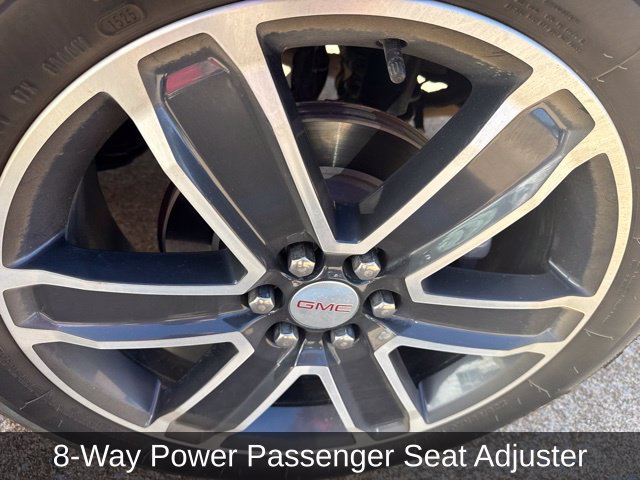 Used 2022 GMC Acadia SLT w/ Technology Package FWD image 18