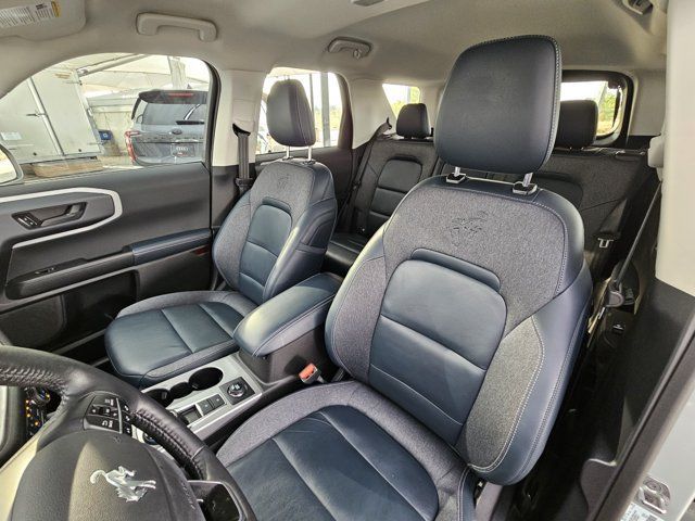 Used 2022 Ford Bronco Sport Outer Banks w/ Tech Package AWD/4WD image 13