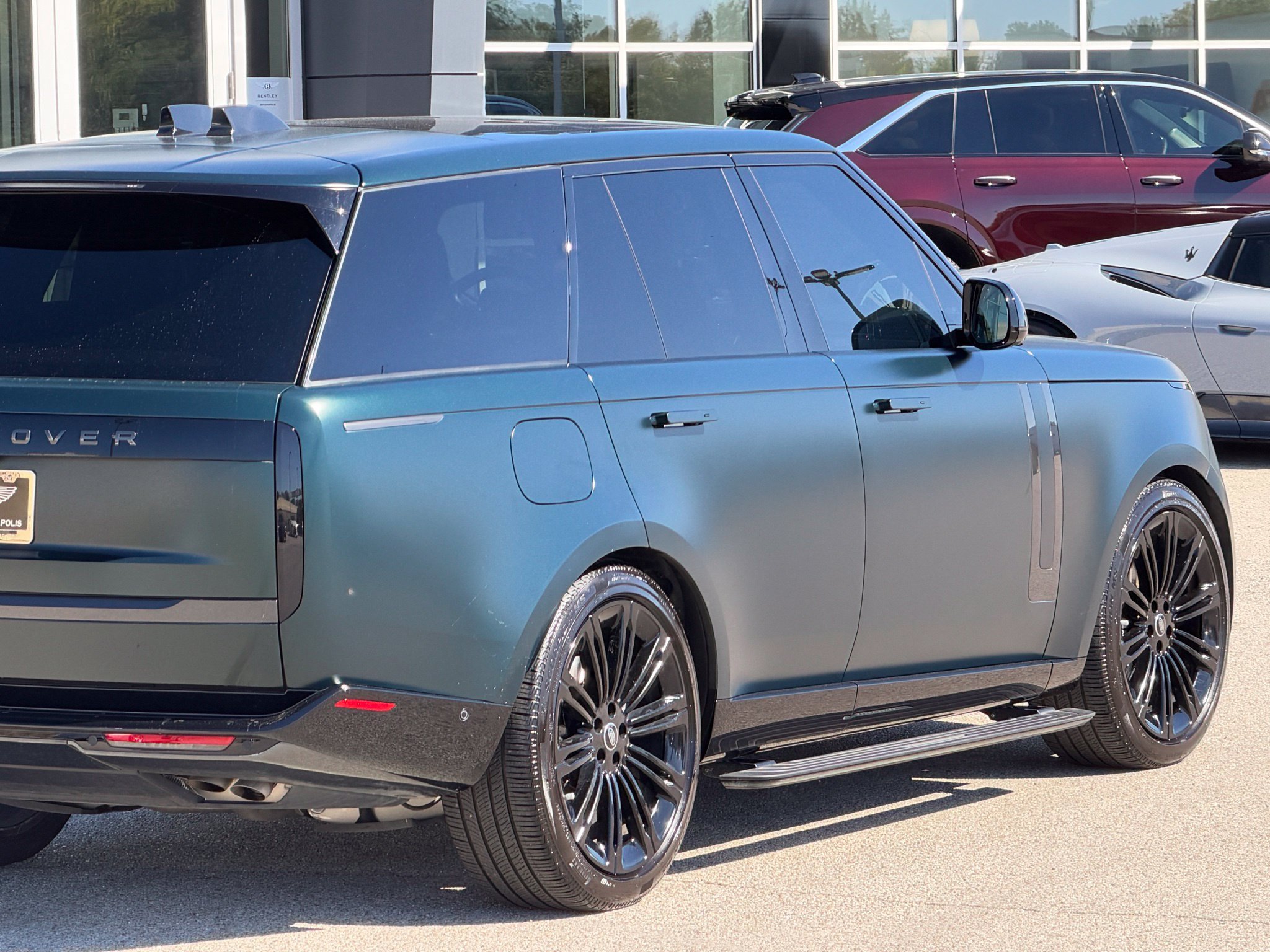 Used 2025 Land Rover Range Rover SE AWD/4WD image 11