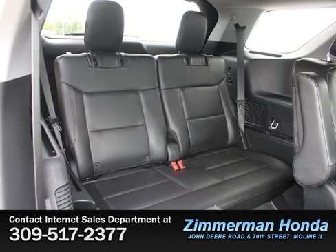 Used 2023 Ford Explorer XLT w/ Equipment Group 202A AWD/4WD image 8