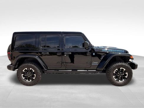 Used 2024 Jeep Wrangler Unlimited Rubicon 4xe AWD/4WD image 10
