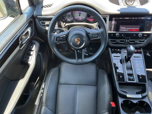 Used 2023 Porsche Macan S AWD/4WD image 13