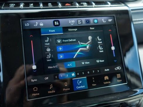 Used 2022 Jeep Grand Cherokee Overland w/ Adv Protech Group III image 22