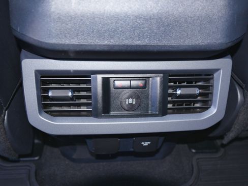 Used 2024 Ford F250 Lariat w/ Sport Appearance Package image 19